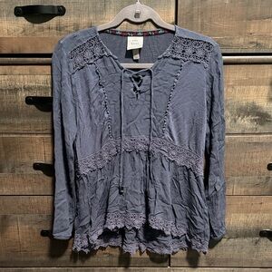 Knox Rose Lace Detail Blue/Gray Blouse